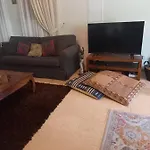 بيت للعطل Glykoharama