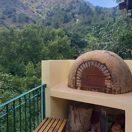 בית נופש Glykoharama *