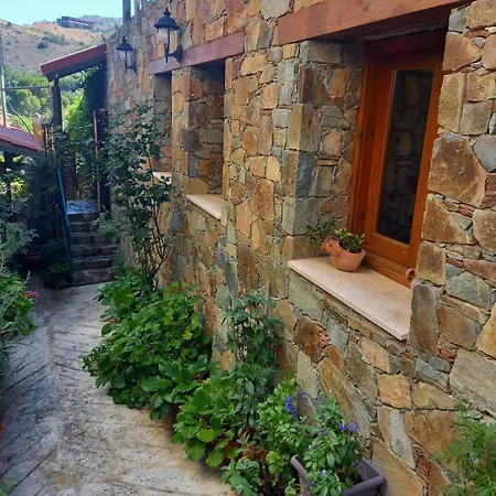 בית נופש Glykoharama קאלופאנאיוטיס